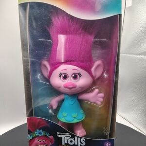 Trolls Pink and Blue Kids Toy POPPY WORLD TOUR